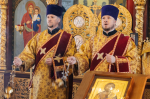 В Неделю 25-ю по Пятидесятнице епископ Софроний совершил Литургию в храме вмч. Димитрия Солунского села Скородное