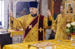 В Неделю 25-ю по Пятидесятнице епископ Софроний совершил Литургию в храме вмч. Димитрия Солунского села Скородное