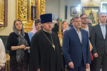 Епископ Софроний и благочинные епархии молились за Рождественским молебном в городе Белгороде