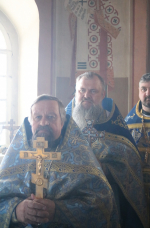 В день празднования Иверской иконы Божией Матери епископ Софроний совершил Литургию в Знаменском храме села Красный Куток