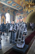 Епископ Софроний совершил Литургию Преждеосвященных Даров в с.Скородное