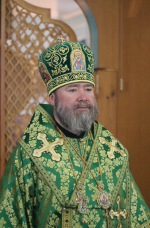 Епископ Софроний совершил всенощное бдение накануне праздника Входа Господня в Иерусалим