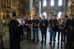 Епископ Софроний совершил вечерню с выносом Плащаницы Спасителя