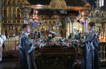 Епископ Софроний совершил вечерню с выносом Плащаницы Спасителя