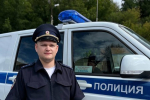 В Губкине участковый Артём Марченко остановил пьяную поножовщину и спас пенсионерку