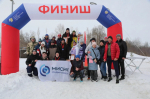 на фото участники забега.