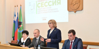 на фото должностные лица участвующие в сессии Совета депутатов Губкинского городского округа. - Губкинский городской округ